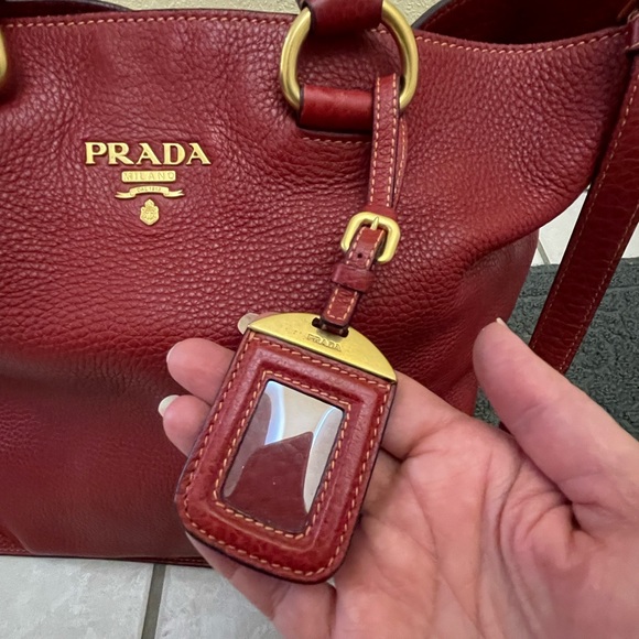 Prada Red Large Vitello Phenix Leather Shopper, 2-way shoulder bag, EUC - Picture 4 of 14